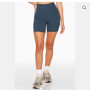 SET ACTIVE LUXFORM BIKE SHORTS SZ SM